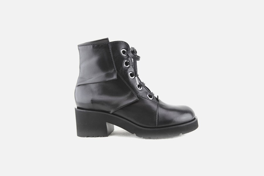 Women Thierry Rabotin | Thierry Rabotin - Thames Black Lace-Up Boots On Labotte