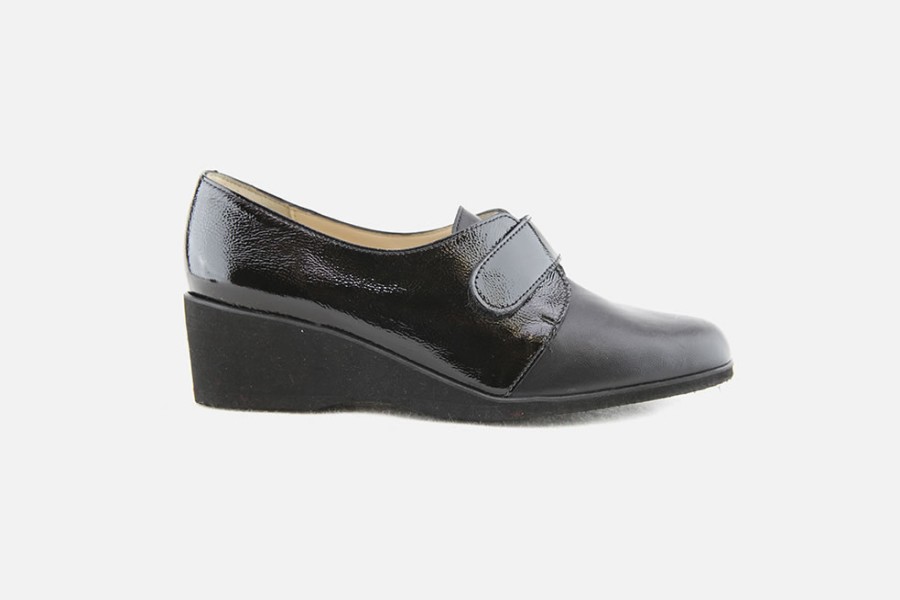 Women Marco | Marco - Carteret Scratch Noir Loafers On Labotte
