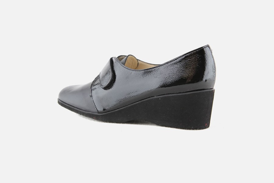 Women Marco | Marco - Carteret Scratch Noir Loafers On Labotte