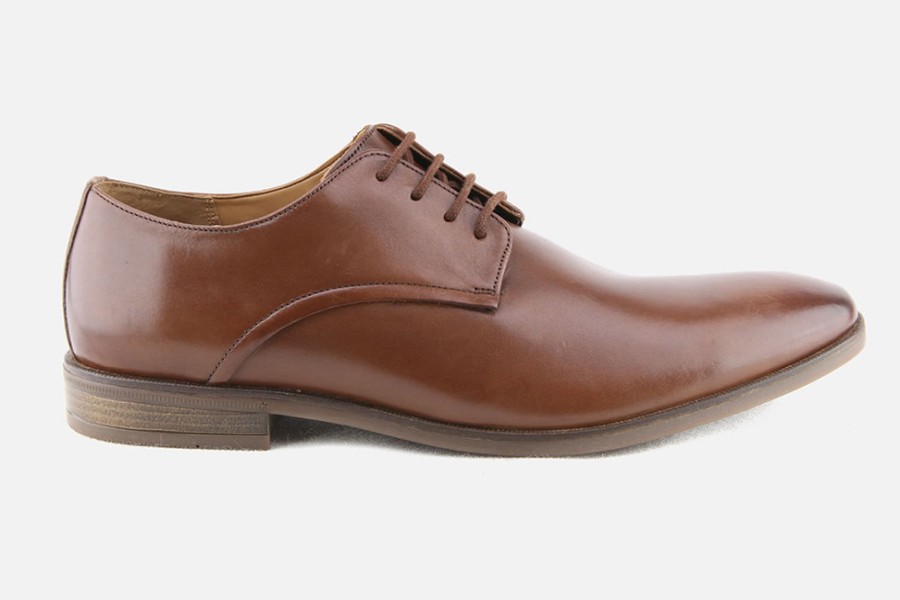 Men Clarks | Clarks - Stanford Walk Tan Derbies On Labotte