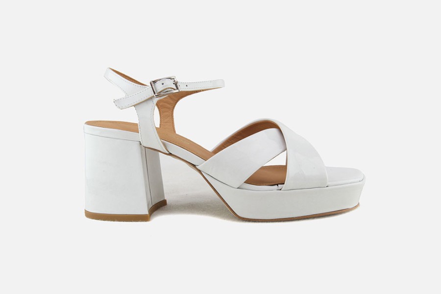 Women Elvio Zanon | Elvio Zanon - Wallys Lack White Sandals On Labotte