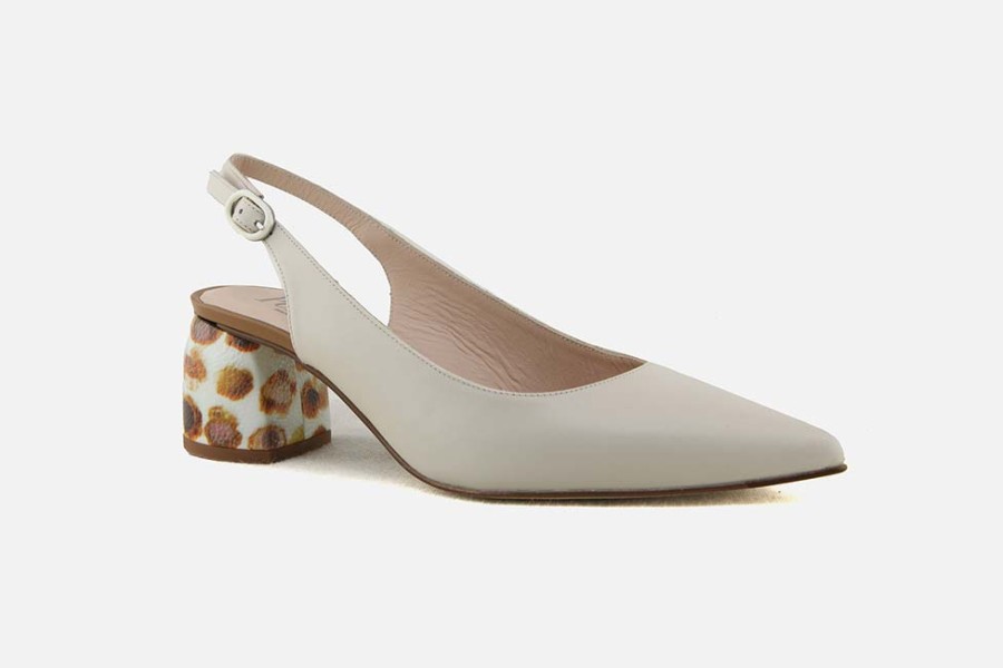Women Pertini | Pertini - Romina Blanc Metal Pumps On Labotte