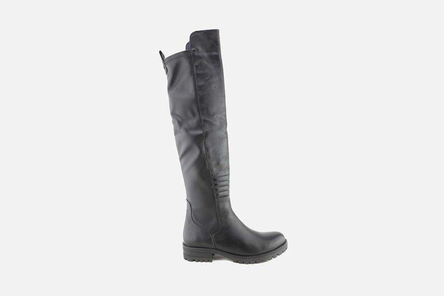 Women Dorking | Dorking - Combat Noir Boots On Labotte