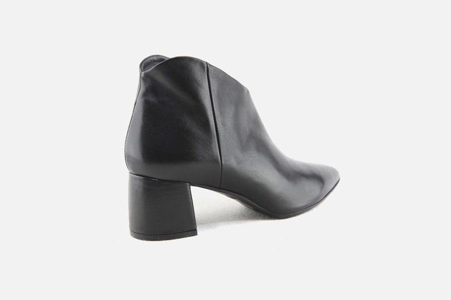 Women Le Gazzelle | Le Gazzelle - Lobelia Noir Ankle Boots On Labotte